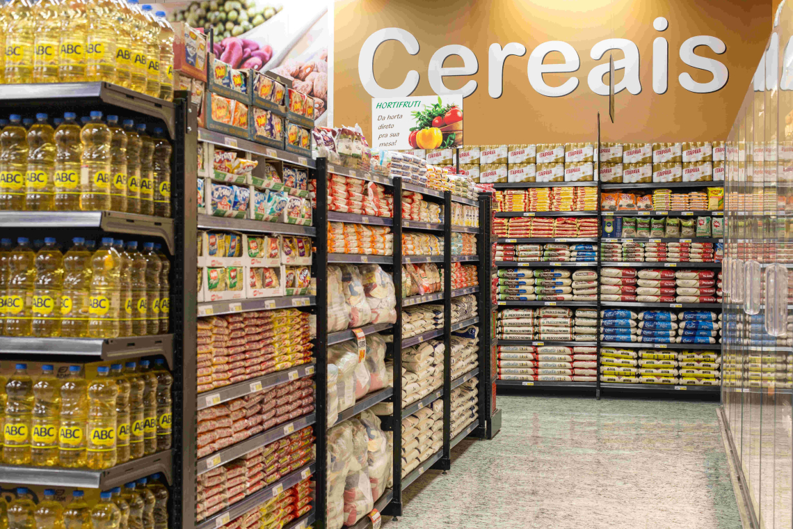 Vai abrir ou reformar seu supermercado? Escolha gôndolas que oferecem durabilidade